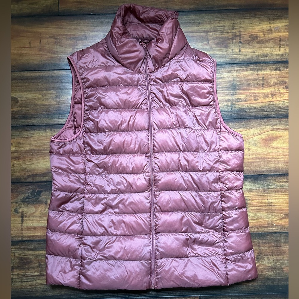 Uniqlo Women's Mauve Pink Light Down Packable Puffer Vest Sz XL
